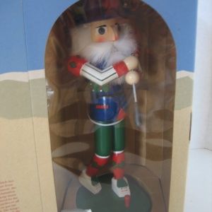 Vintage May Co. Handcrafted Wooden Golfer Wood Nutcracker 12in.T #740008 NWIB